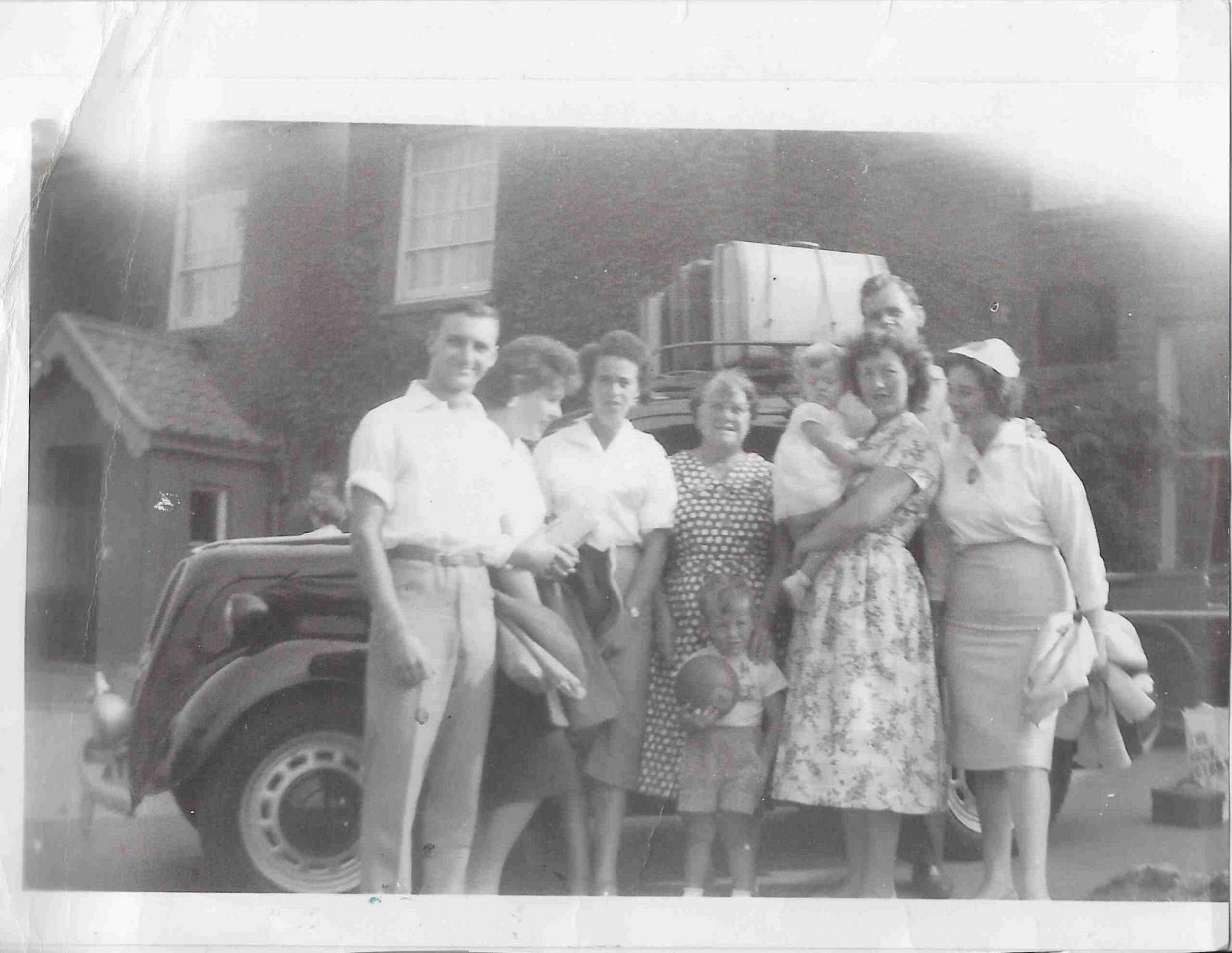 Improving an old damaged family photo using Affinity Photo